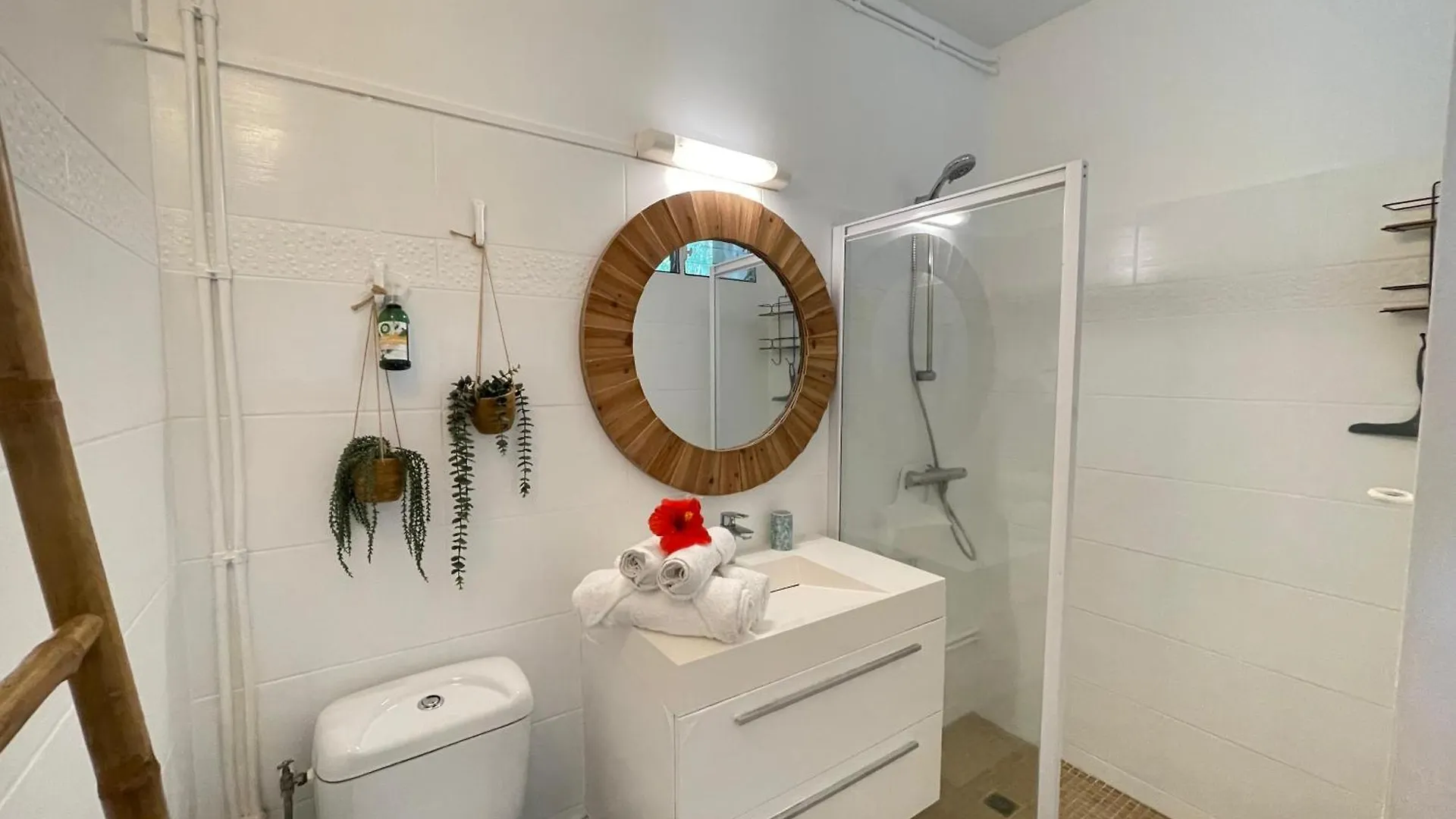 Appartement La P'Tite Barque Antillaise Deshaies Guadeloupe