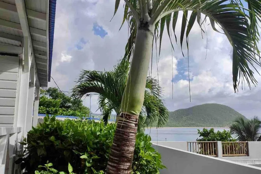 Apartment La P'Tite Barque Antillaise Deshaies Guadeloupe